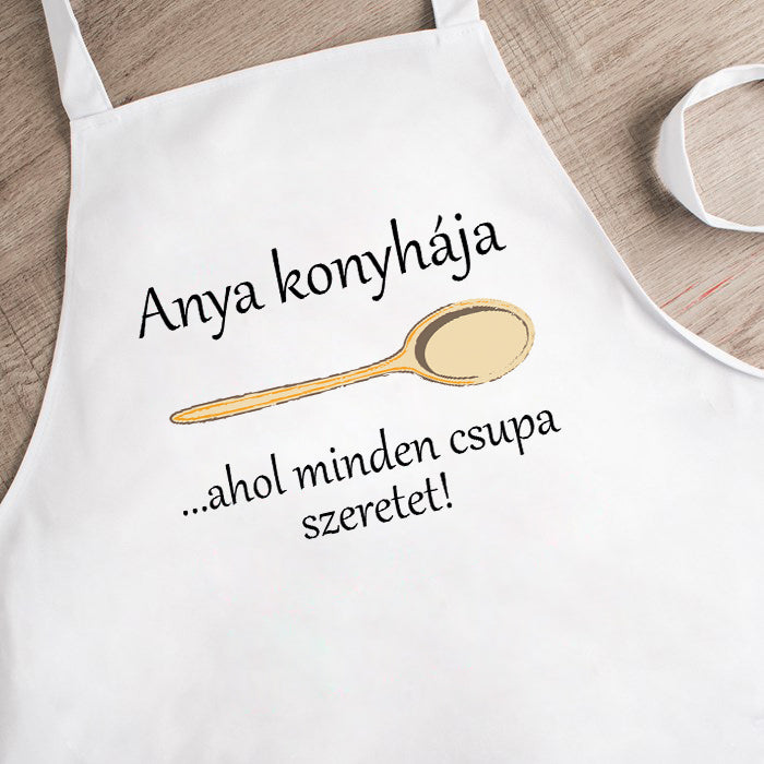 'Névre szóló' kötény