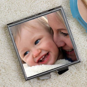 Négyzet alakú fényképes sminktükör