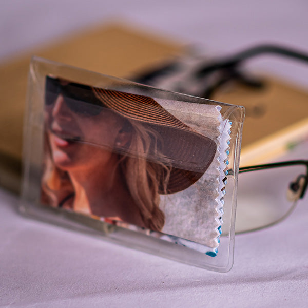 Szemüvegtörlő kendő tartó plasztik tasak