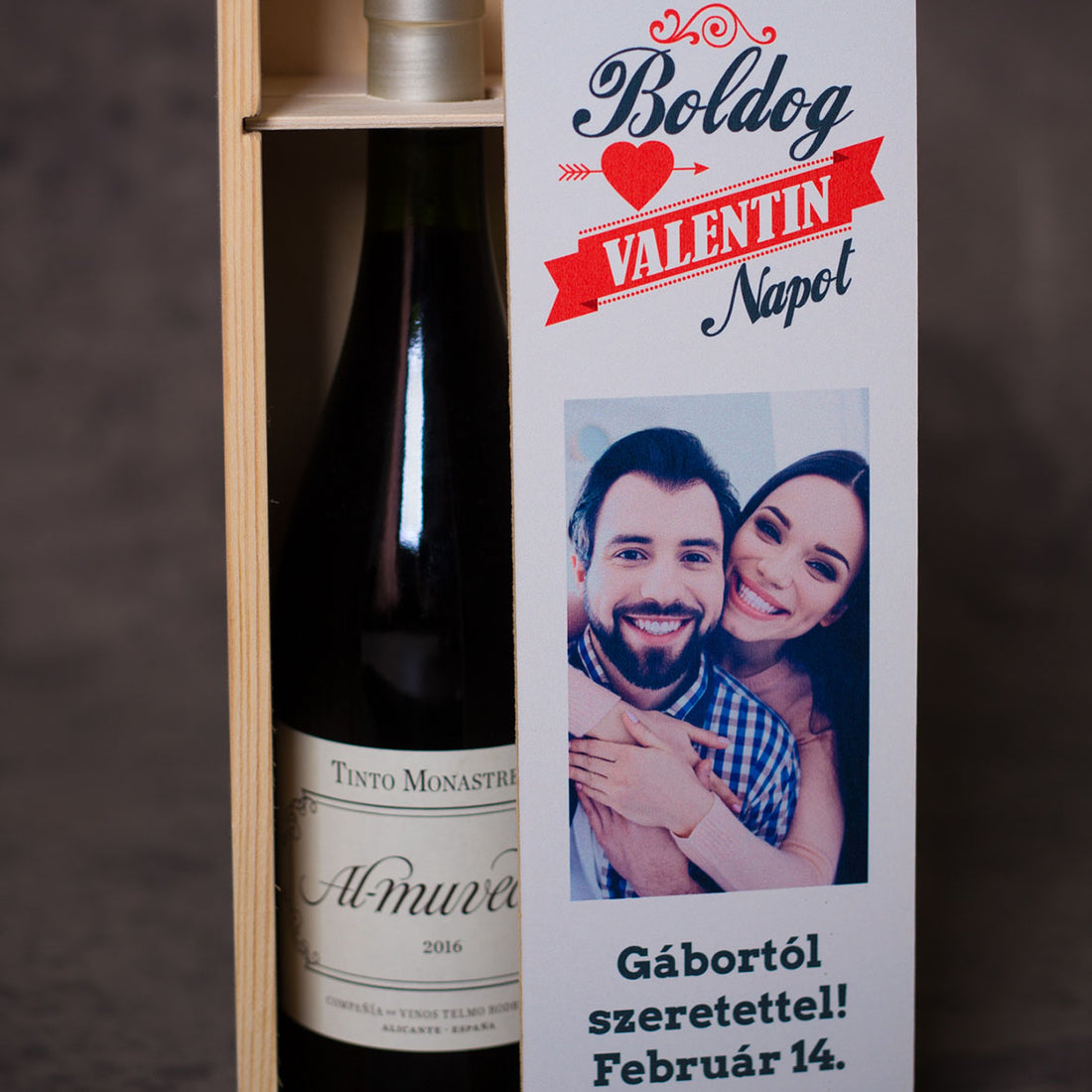 Egyedi borosüvegdoboz Valentin napra