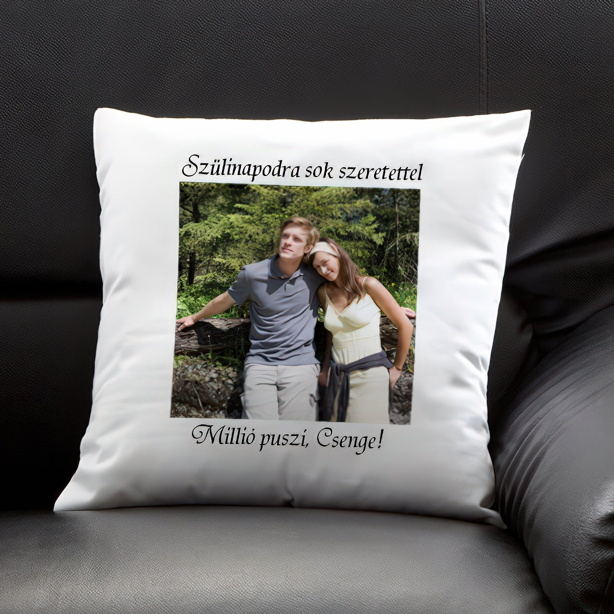 Fényképes kispárna négyzetes képpel