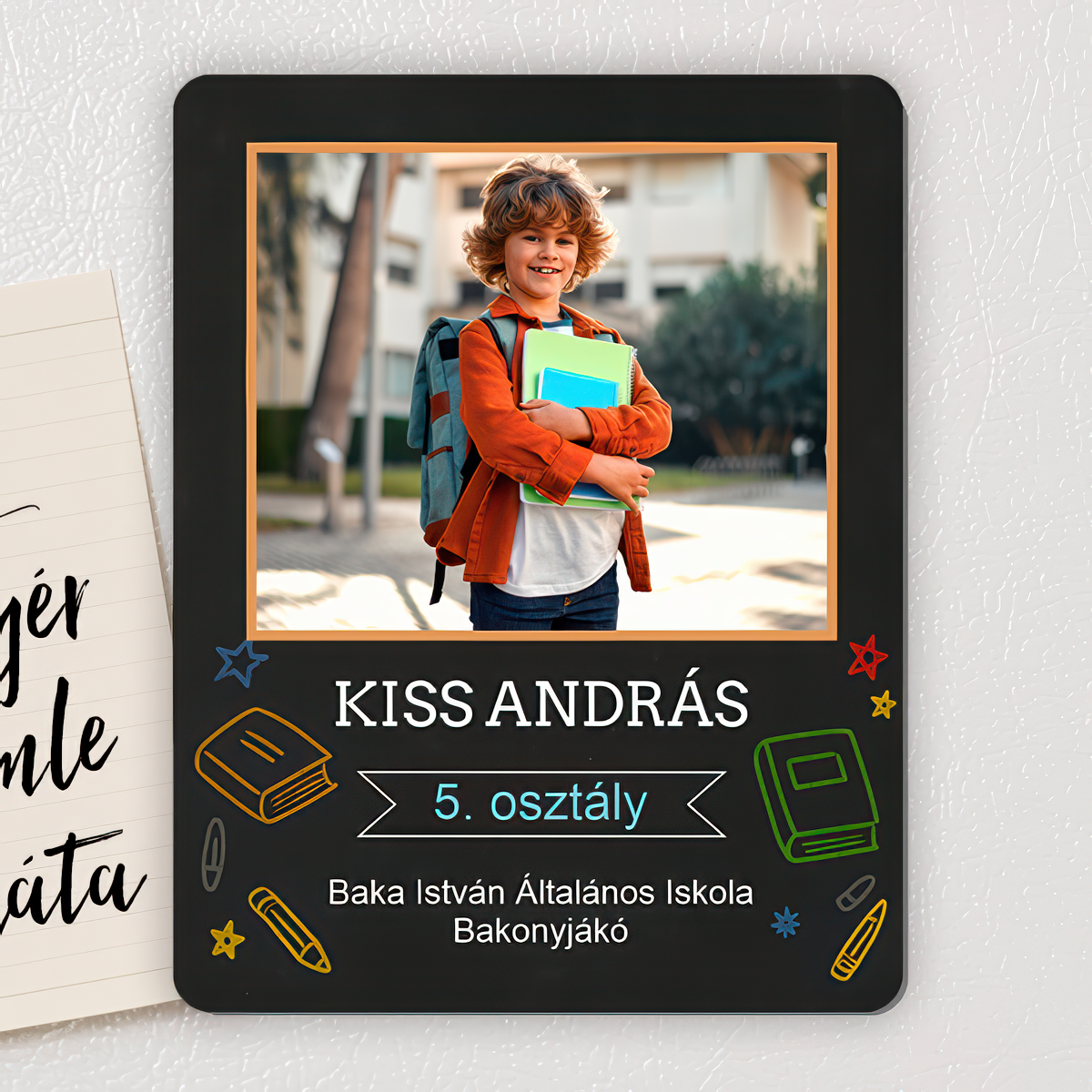Iskolai fényképes hűtőmágnes