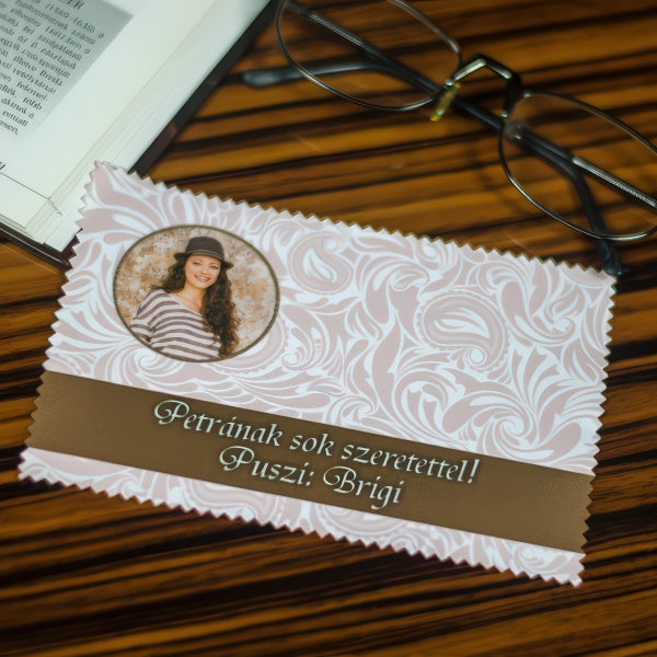 Szemüvegtörlő kendő, mintás, 10x15cm