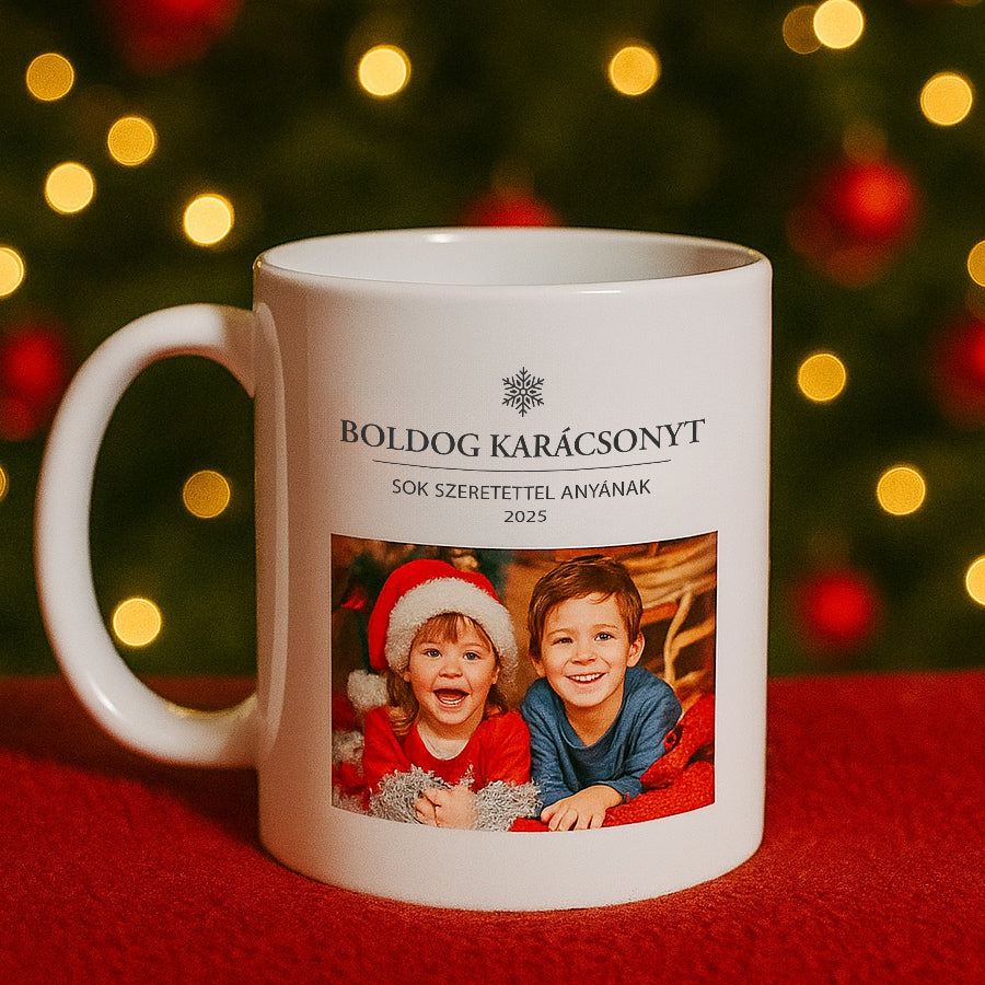 Egyedi fényképes karácsonyi bögre hópihés dizájnnal és cserélhető képpel – Boldog Karácsonyt felirattal